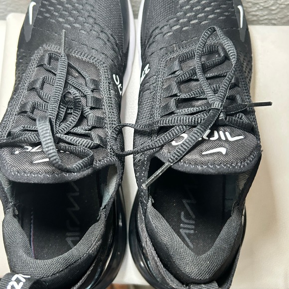 Nike‎ Air Max 270 Women's Size 11.5 Black White Running Sneakers AH6789-001 - Picture 8 of 9